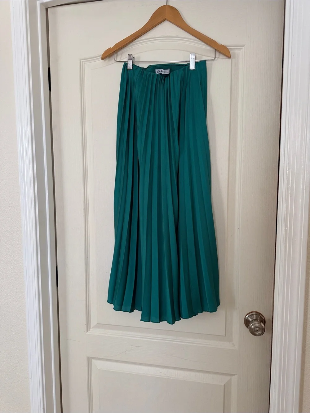 Zara Teal Pleated Midi Skirt